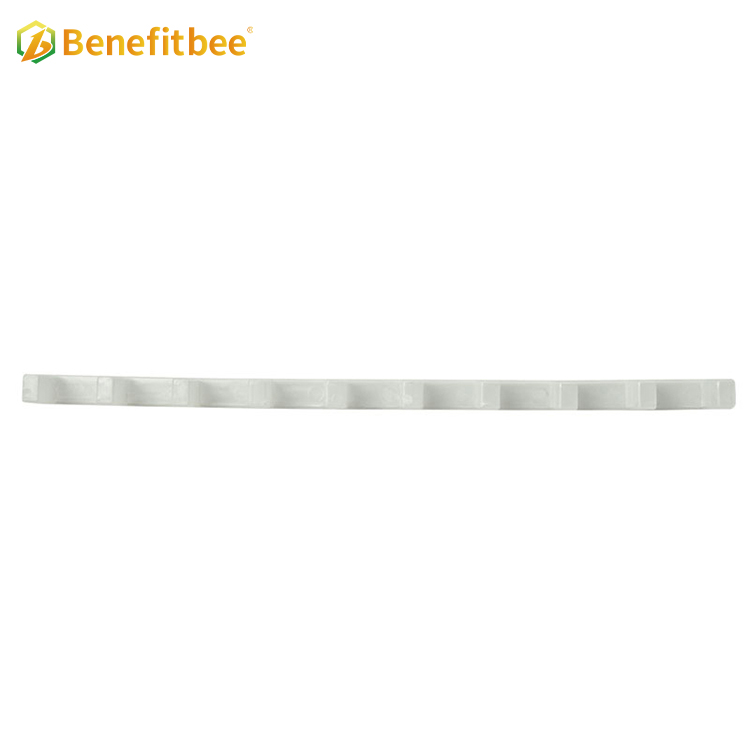 Beekeeping tools beehive plastic frame spacer